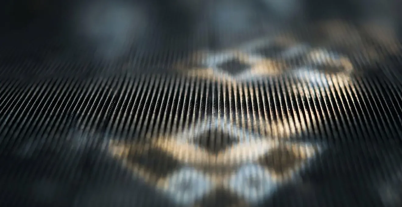 Illustration macro d'un filtre de confidentialité sur écran d'ordinateur